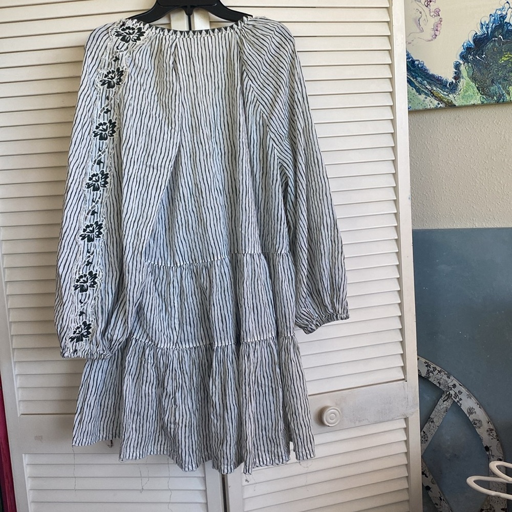 Free People Tunic. - Picture 3 of 6